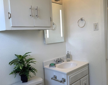 650 Peake - Photo Thumbnail 9
