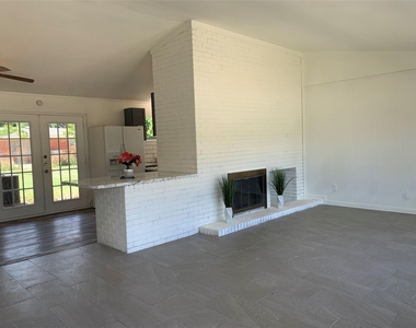 650 Peake - Photo Thumbnail 8