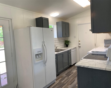 650 Peake - Photo Thumbnail 1