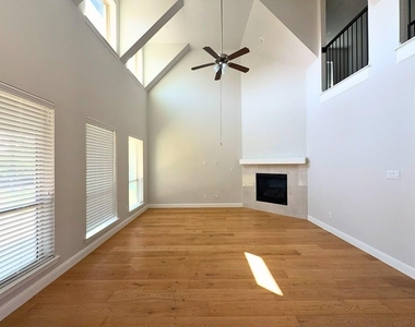 501 Upper Falls Lane - Photo Thumbnail 1