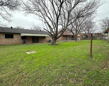 5916 Kary Lynn Drive S - Photo Thumbnail 15