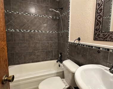 5916 Kary Lynn Drive S - Photo Thumbnail 27