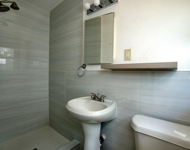 6702 Hyacinth Lane - Photo Thumbnail 11