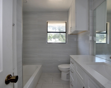 6702 Hyacinth Lane - Photo Thumbnail 14