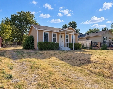 3019 Nw 27th Street - Photo Thumbnail 1