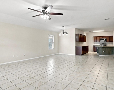 1060 Sadie Street - Photo Thumbnail 7