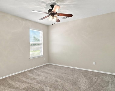 1060 Sadie Street - Photo Thumbnail 13