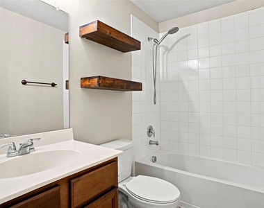 1060 Sadie Street - Photo Thumbnail 14