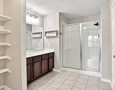 1060 Sadie Street - Photo Thumbnail 10