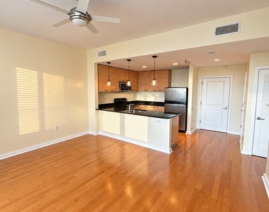 1200 Main Street - Photo Thumbnail 7