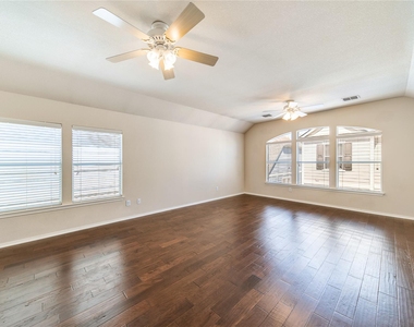 7416 Coronado Avenue - Photo Thumbnail 17
