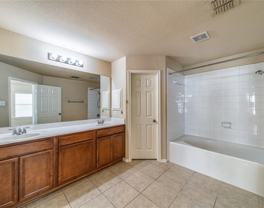 7416 Coronado Avenue - Photo Thumbnail 19