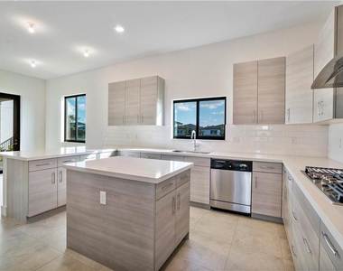 10870 Oceano Way - Photo Thumbnail 23