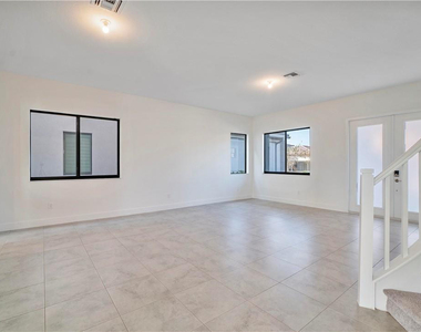10870 Oceano Way - Photo Thumbnail 10