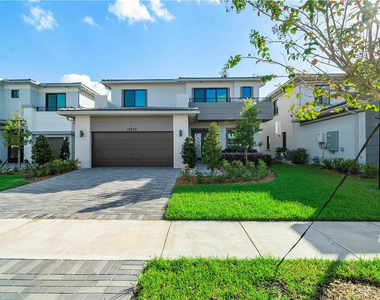 10870 Oceano Way - Photo Thumbnail 2