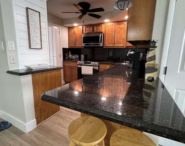 305 N Pompano Beach Boulevard - Photo Thumbnail 6