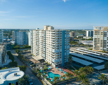 305 N Pompano Beach Boulevard - Photo Thumbnail 30