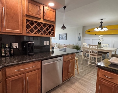 305 N Pompano Beach Boulevard - Photo Thumbnail 2