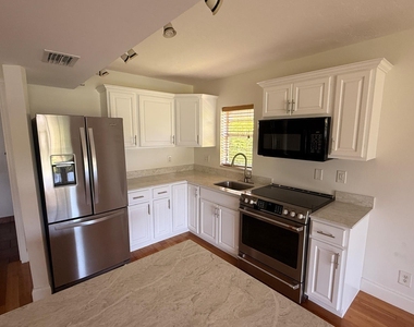 342 Southwind Drive - Photo Thumbnail 1