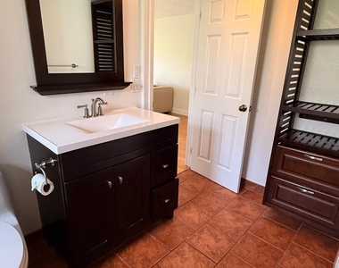 342 Southwind Drive - Photo Thumbnail 3