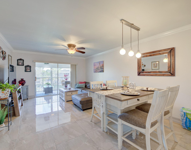 6850 Royal Palm Boulevard - Photo Thumbnail 3