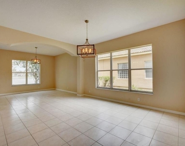 1388 Beacon Circle - Photo Thumbnail 20