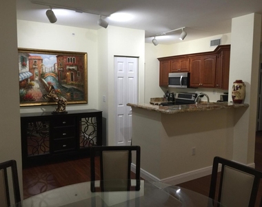 11720 Saint Andrews Place - Photo Thumbnail 3