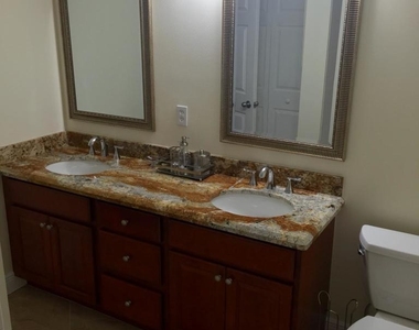 11720 Saint Andrews Place - Photo Thumbnail 8