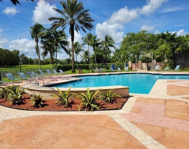 11720 Saint Andrews Place - Photo Thumbnail 17