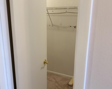 10777 W Sample Road - Photo Thumbnail 21