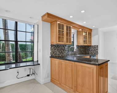7756 La Mirada Drive - Photo Thumbnail 24