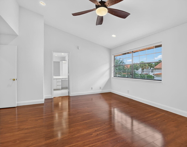 7756 La Mirada Drive - Photo Thumbnail 33