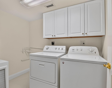 7756 La Mirada Drive - Photo Thumbnail 13