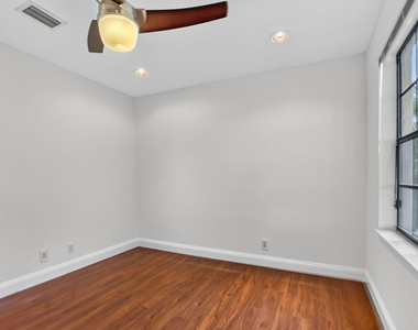 7756 La Mirada Drive - Photo Thumbnail 42