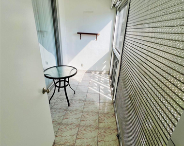 211 Ne 8th Avenue - Photo Thumbnail 7