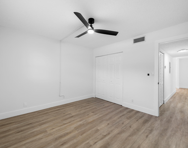 500 Ne 2nd Street - Photo Thumbnail 13