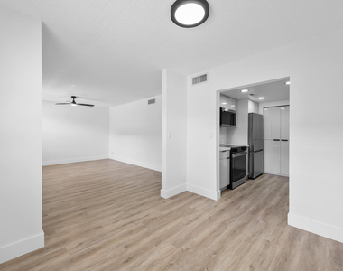 500 Ne 2nd Street - Photo Thumbnail 6