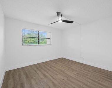 500 Ne 2nd Street - Photo Thumbnail 14