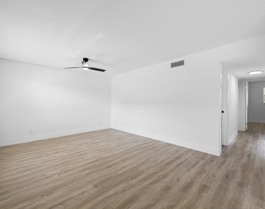 500 Ne 2nd Street - Photo Thumbnail 9