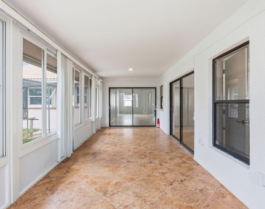 2171 Nw 76th Avenue - Photo Thumbnail 32