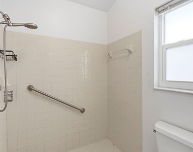 2171 Nw 76th Avenue - Photo Thumbnail 28