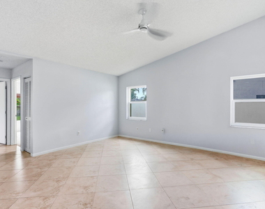 2171 Nw 76th Avenue - Photo Thumbnail 25