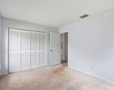 2171 Nw 76th Avenue - Photo Thumbnail 21