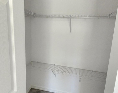 271 Live Oak Lane - Photo Thumbnail 19