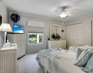 18440 Se Wood Haven Lane - Photo Thumbnail 12