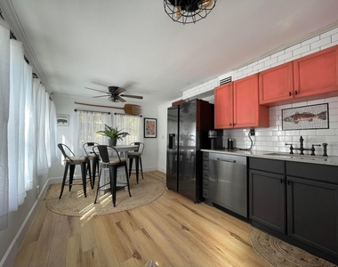 321 N L Street - Photo Thumbnail 5