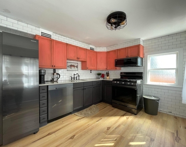 321 N L Street - Photo Thumbnail 6