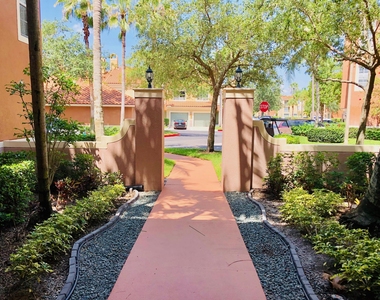 11750 St Andrews Place - Photo Thumbnail 5