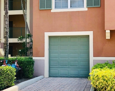 11750 St Andrews Place - Photo Thumbnail 6