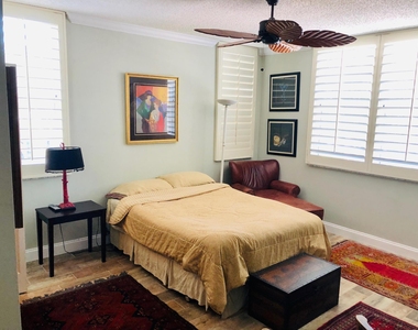 11750 St Andrews Place - Photo Thumbnail 13